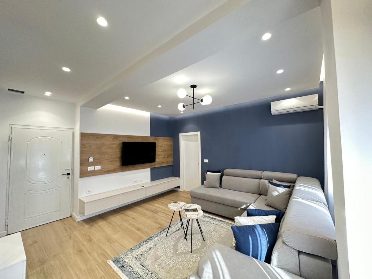 Luxurious Seaside Apartment Драч Екстериор снимка